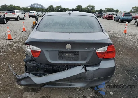 2006 BMW 330 I z USA, uszkodzony, nr VIN WBAVB33566PS16442